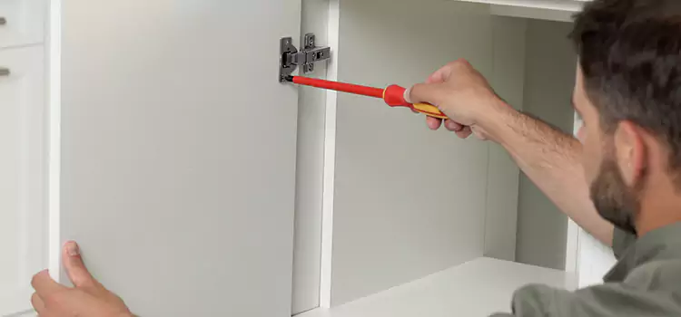 Screen Door Hinge Repair Happy Valley-Goose Bay